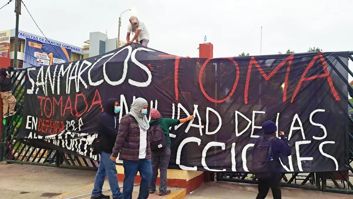 estudiantes-toman-universidad-nacional-mayor-san-marcos-proyecto-reeleccion-autoridades